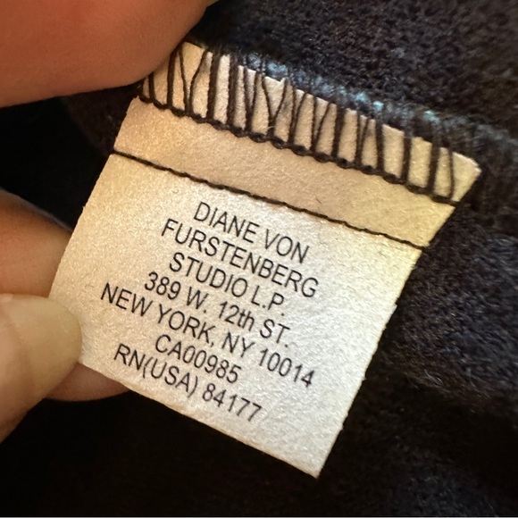 Diane vonFurstenberg Skirt Size 4 Brown Blue - Picture 9 of 10